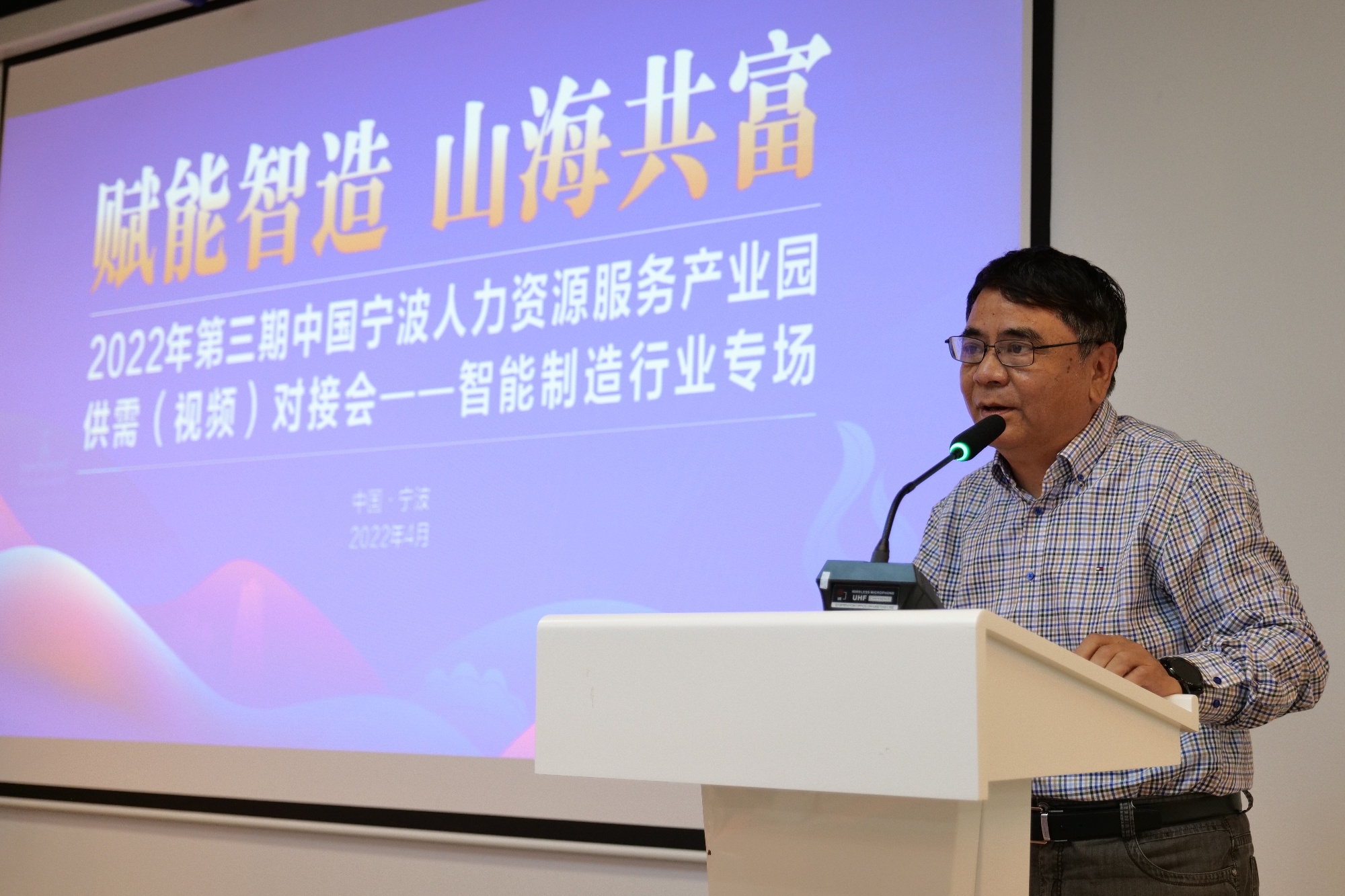 0ebcfc30-5692-4186-9f80-ce246953cd5c.jpg